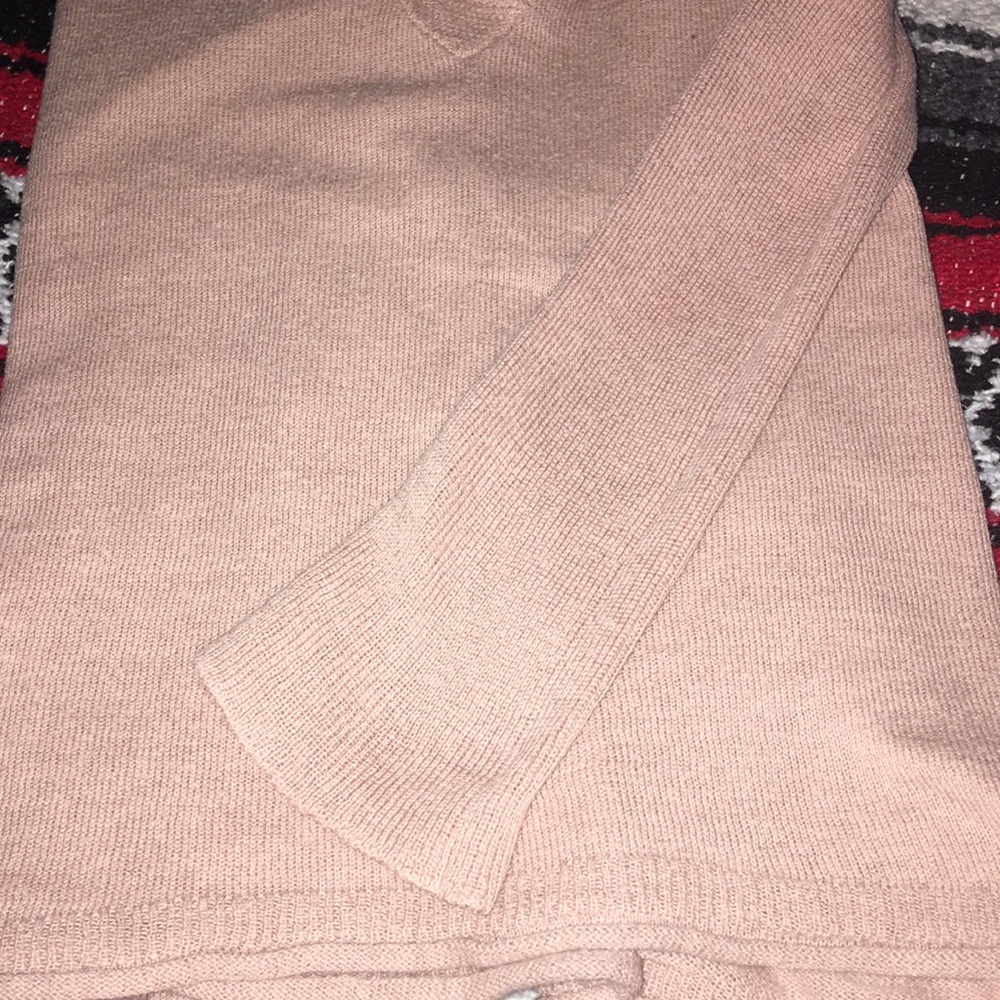 Sweater - Picture 4 of 4